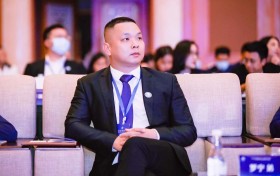 罗宁弟荣获国际产业人才大会创新创业服务领军人才
